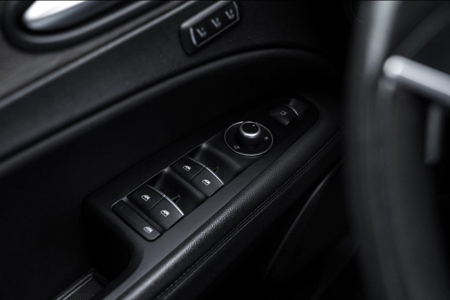 Alfa Romeo Stelvio 2.0 T AWD Super First Edition 280 PK Leder Camera Keyless Stoel/Stuurverw. Elek Klep 20''