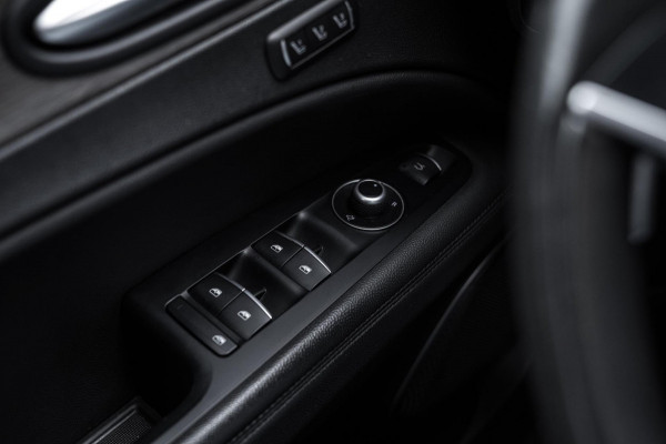 Alfa Romeo Stelvio 2.0 T AWD Super First Edition 280 PK Leder Camera Keyless Stoel/Stuurverw. Elek Klep 20''