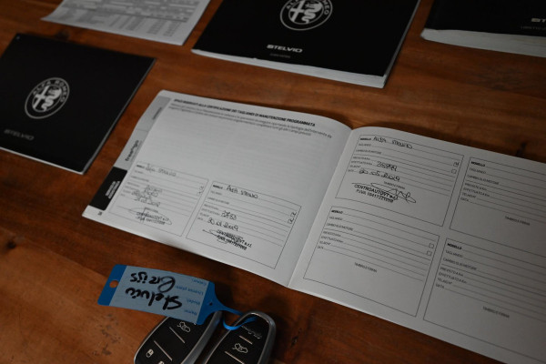 Alfa Romeo Stelvio 2.0 T AWD Super First Edition 280 PK Leder Camera Keyless Stoel/Stuurverw. Elek Klep 20''