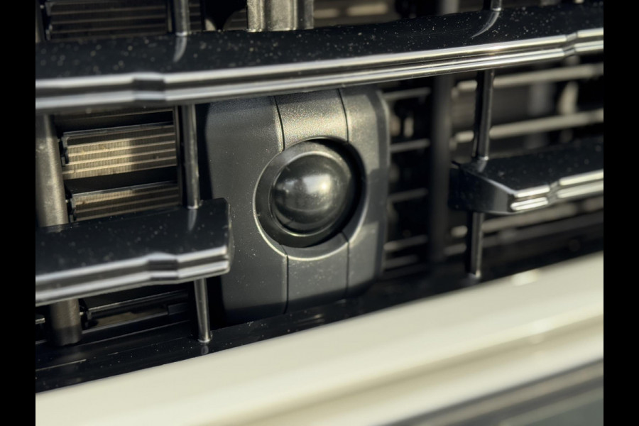 Porsche Cayenne Coupé 3.0 E-Hybrid / Fabrieksgarantie / Matrix Koplampen / 4 Wielbesturing / Chrono Pakket / Leder / Adaptieve Cruise Control / 21 Inch / Trekhaak / Bose / Stoelverwarming voor+achter / Panoramadak / Luchtvering