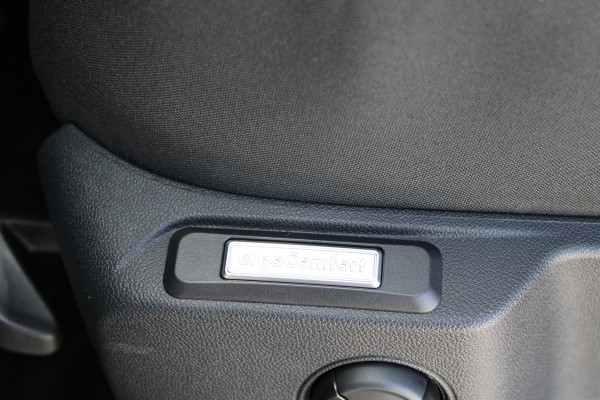 Volkswagen Caddy Cargo 2.0 TDI 122pk DSG7 - Carplay - Adaptive Cruise - Trekhaak - Navigatie - Dig. cockpit - Ergocomfort stoel - Stoelverwarming - Rij