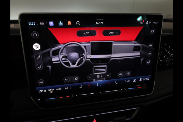 Volkswagen Tiguan 1.5 eHybrid R-Line Edition 272 pk Automaat (DSG) | Verlengde garantie | Navigatie | Parkeersensoren (Park assist) | Rondomzicht camera | Stoelverwarming v/a | Black Style pakket | R-Line |