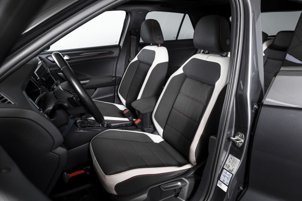 Volkswagen T-Roc 2.0 TSI 190 PK 4Motion Sport - Automaat Orig. NL | S/K-Panodak | Adapt. Cruise | Stoelverw. | PDC | NAV + App. Connect | ECC | Afn. Trekhaak | DAB | LM 17" |