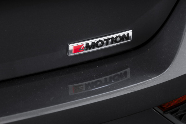 Volkswagen T-Roc 2.0 TSI 190 PK 4Motion Sport - Automaat Orig. NL | S/K-Panodak | Adapt. Cruise | Stoelverw. | PDC | NAV + App. Connect | ECC | Afn. Trekhaak | DAB | LM 17" |