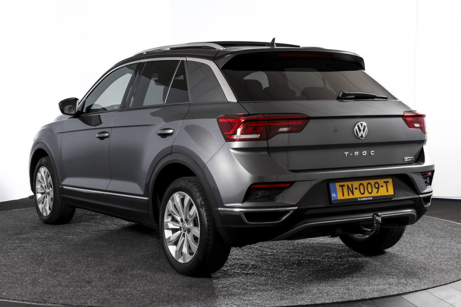 Volkswagen T-Roc 2.0 TSI 190 PK 4Motion Sport - Automaat Orig. NL | S/K-Panodak | Adapt. Cruise | Stoelverw. | PDC | NAV + App. Connect | ECC | Afn. Trekhaak | DAB | LM 17" |