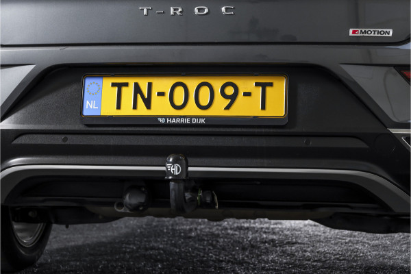 Volkswagen T-Roc 2.0 TSI 190 PK 4Motion Sport - Automaat Orig. NL | S/K-Panodak | Adapt. Cruise | Stoelverw. | PDC | NAV + App. Connect | ECC | Afn. Trekhaak | DAB | LM 17" |