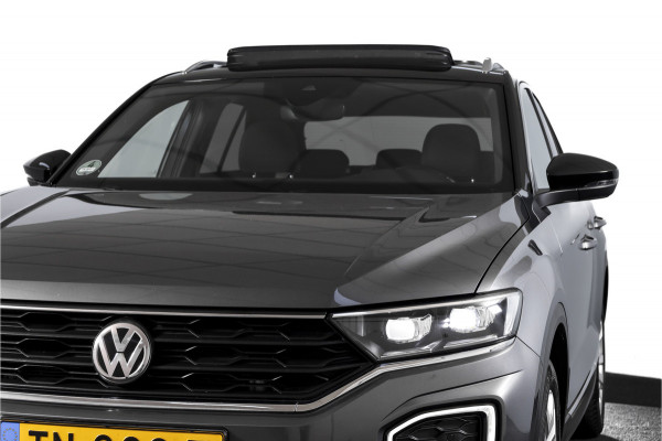 Volkswagen T-Roc 2.0 TSI 190 PK 4Motion Sport - Automaat Orig. NL | S/K-Panodak | Adapt. Cruise | Stoelverw. | PDC | NAV + App. Connect | ECC | Afn. Trekhaak | DAB | LM 17" |