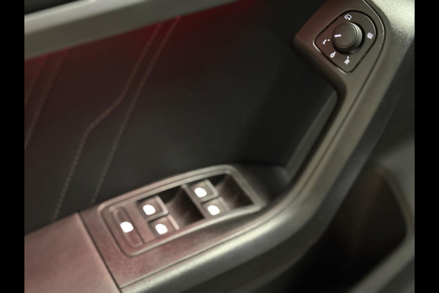 Seat Ateca 1.5 TSI FR Business Intense | Facelift | Beats | Stuurverwarming | Camera | Sfeerverlichting