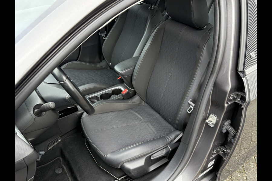 Opel CORSA-E Elegance 50 kWh | SOH 90% | Dealeronderhouden | Apple Carplay | 1e eigenaar