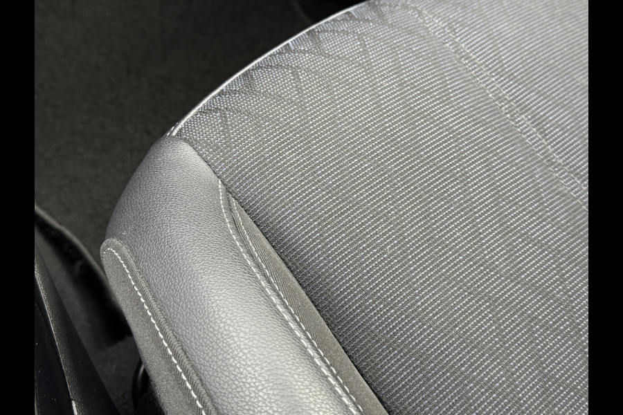 Opel CORSA-E Elegance 50 kWh | SOH 90% | Dealeronderhouden | Apple Carplay | 1e eigenaar