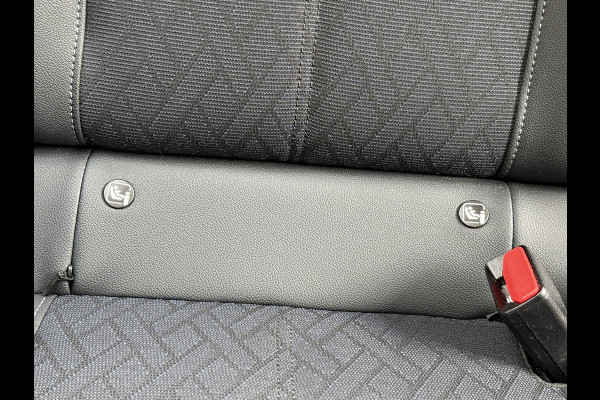 Opel CORSA-E Elegance 50 kWh | SOH 90% | Dealeronderhouden | Apple Carplay | 1e eigenaar