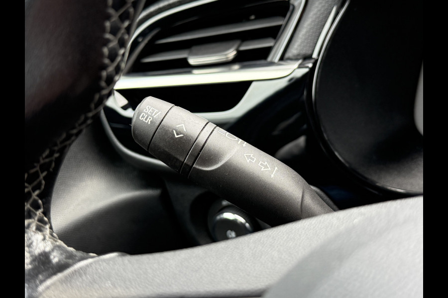 Opel CORSA-E Elegance 50 kWh | SOH 90% | Dealeronderhouden | Apple Carplay | 1e eigenaar