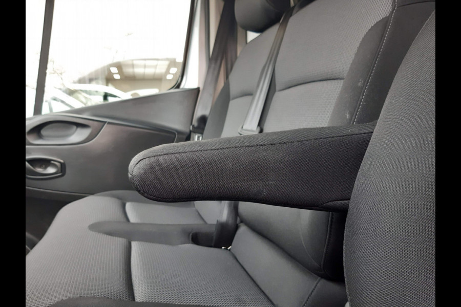 Fiat Talento 2.0 d 107Kw - 145Pk MultiJet Airco Cruise control 3-Zits