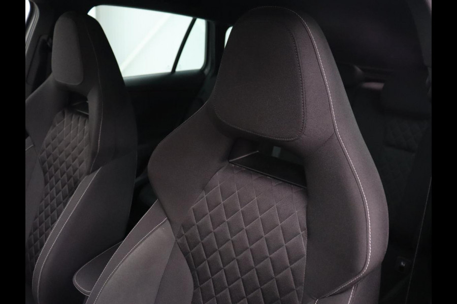 Škoda SCALA 1.0 TSI Sport | Carplay | Sportstoelen | Climate control | Parkeerhulp | Cruise control | Full LED | Bluetooth | DAB