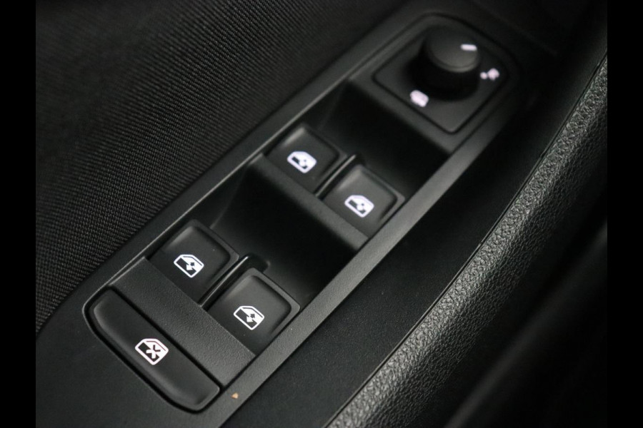 Škoda SCALA 1.0 TSI Sport | Carplay | Sportstoelen | Climate control | Parkeerhulp | Cruise control | Full LED | Bluetooth | DAB