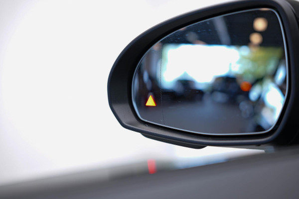 Mercedes-Benz GLC Coupé GLC300e 4MATIC AMG Line |Pano|360|Memory|ACC|Dodehoek|