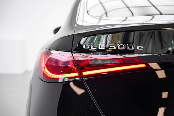 Mercedes-Benz GLC Coupé GLC300e 4MATIC AMG Line |Pano|360|Memory|ACC|Dodehoek|