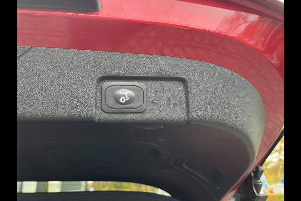 Ford Puma 1.0 EcoBoost Hybrid ST-Line X 125pk/92kW Automaat | Full Options | Panodak | Driver Assistance Pack | 19 inch | Elek. achterklep | Keyless | etc. etc.