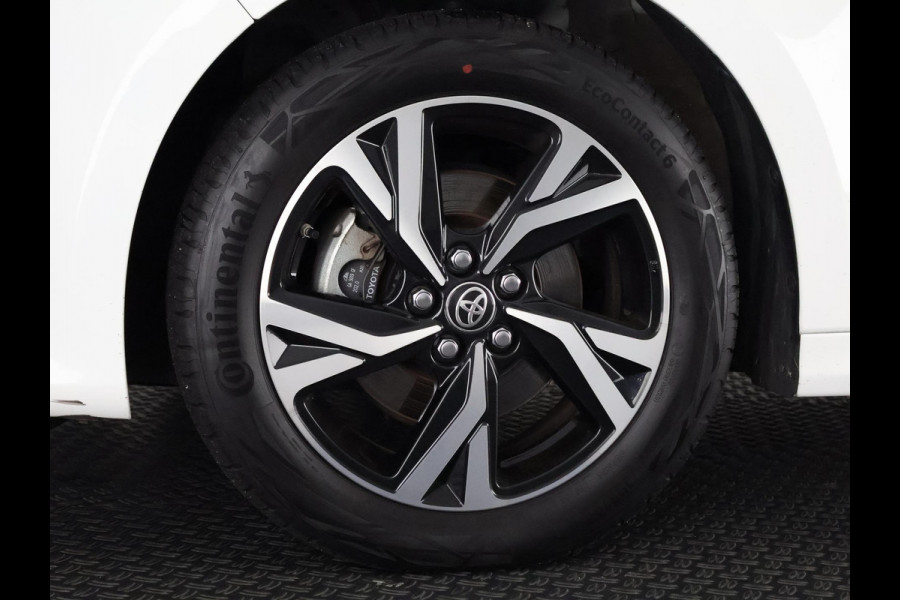 Toyota Yaris 1.5 Hybrid Dynamic Sport GRMN Pack | Navigatie | Dealer onderhouden | Apple Carplay & AndroidAUTO | Camera |