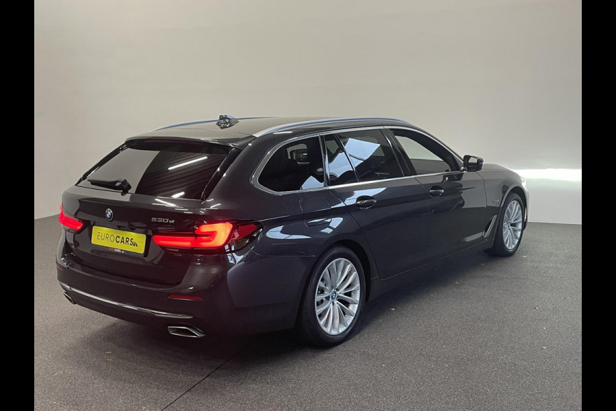 BMW 5 Serie Touring 530e Business Edition Plus 292 PK Aut. Leder Navi Carplay Cruise Control Full LED PDC VA + Camera