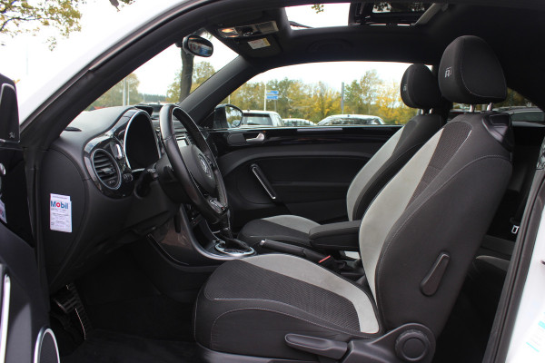 Volkswagen Beetle 2.0 TSI Dune / Schuifdak / Camera / Xenon / Navigatie / 20'' / Stoelverwarming / DAB / Stoelverwarming / Cruise Control