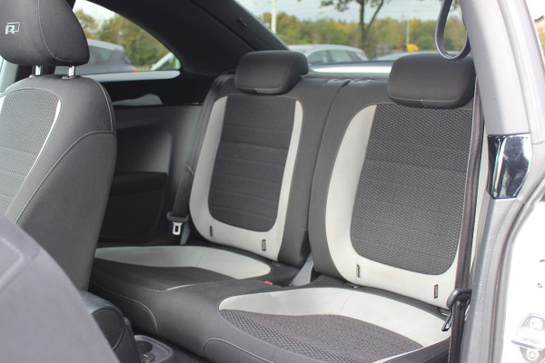 Volkswagen Beetle 2.0 TSI Dune / Schuifdak / Camera / Xenon / Navigatie / 20'' / Stoelverwarming / DAB / Stoelverwarming / Cruise Control