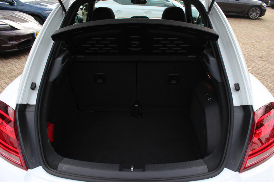 Volkswagen Beetle 2.0 TSI Dune / Schuifdak / Camera / Xenon / Navigatie / 20'' / Stoelverwarming / DAB / Stoelverwarming / Cruise Control