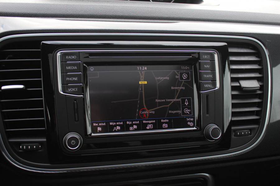 Volkswagen Beetle 2.0 TSI Dune / Schuifdak / Camera / Xenon / Navigatie / 20'' / Stoelverwarming / DAB / Stoelverwarming / Cruise Control