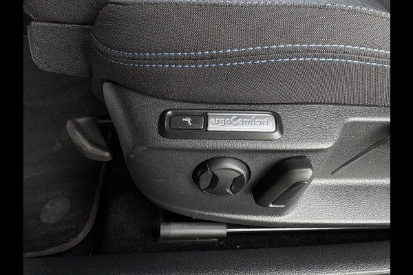 Volkswagen Passat Variant 218PK DSG HYBRID GTE BUSINESS NAVI/CAMERA/CARPLAY