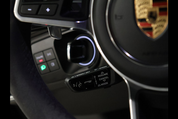 Porsche Cayenne 3.0 E-Hybrid Platinum Edition [SCHUIFKANTELDAK, SPORT CHRONO, SOFTCLOSE, TREKHAAK INKLAPBAAR, LUCHTVERING, APPLE CARPLAY, ANDROID, MEMORY SEATS, BOSE SOUND, 360 CAMERA, HEAD-UP, ADAPTIVE CRUISE, STOELVENTILATIE, STOELVERW