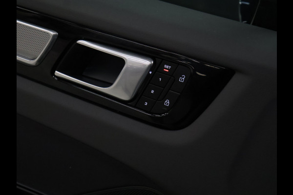 Porsche Cayenne 3.0 E-Hybrid Platinum Edition [SCHUIFKANTELDAK, SPORT CHRONO, SOFTCLOSE, TREKHAAK INKLAPBAAR, LUCHTVERING, APPLE CARPLAY, ANDROID, MEMORY SEATS, BOSE SOUND, 360 CAMERA, HEAD-UP, ADAPTIVE CRUISE, STOELVENTILATIE, STOELVERW