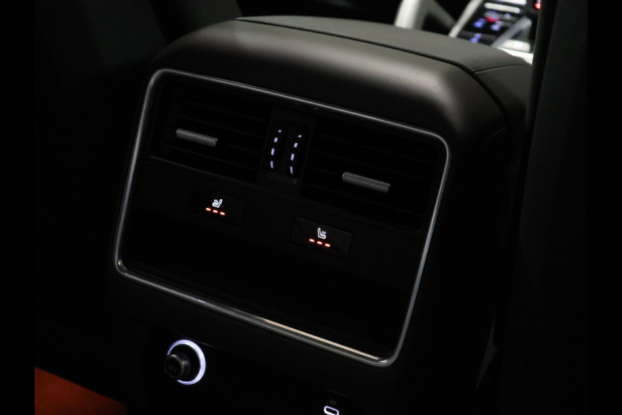 Porsche Cayenne 3.0 E-Hybrid Platinum Edition [SCHUIFKANTELDAK, SPORT CHRONO, SOFTCLOSE, TREKHAAK INKLAPBAAR, LUCHTVERING, APPLE CARPLAY, ANDROID, MEMORY SEATS, BOSE SOUND, 360 CAMERA, HEAD-UP, ADAPTIVE CRUISE, STOELVENTILATIE, STOELVERW