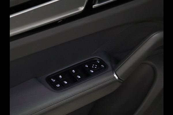 Porsche Cayenne 3.0 E-Hybrid Platinum Edition [SCHUIFKANTELDAK, SPORT CHRONO, SOFTCLOSE, TREKHAAK INKLAPBAAR, LUCHTVERING, APPLE CARPLAY, ANDROID, MEMORY SEATS, BOSE SOUND, 360 CAMERA, HEAD-UP, ADAPTIVE CRUISE, STOELVENTILATIE, STOELVERW