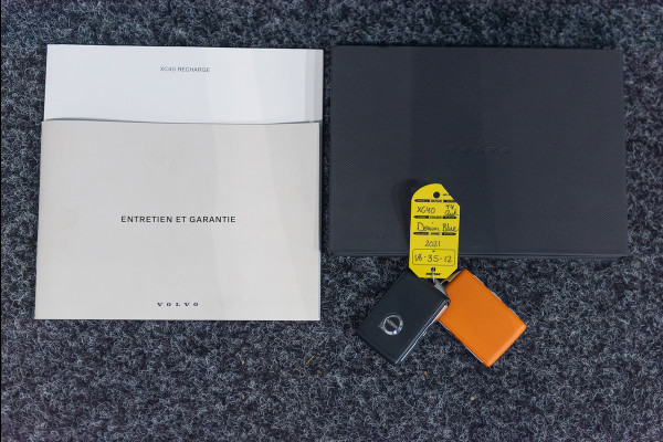 Volvo XC40 T4 Aut. Plug-in Hybrid Inscription Panoramadak Stoelverwarming ACC 211pk