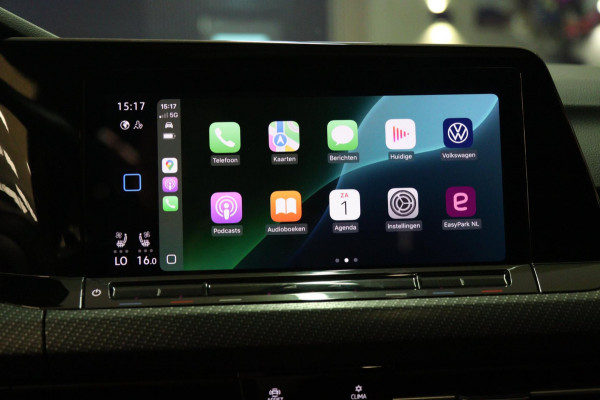 Volkswagen Golf 2.0 TSI R 4Motion PERFORMANCE AKRAP/PANO/HEADUP/IQ/H-K/BOMVOL