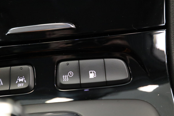 Opel Grandland 1.6 Turbo Plug-In Hybrid 4x4 GSe Cruise/Climate Blindspot PDC Keyless Entry/Go 300PK! 24 maanden garantie mogelijk (*vraag naar de voorwaarden)