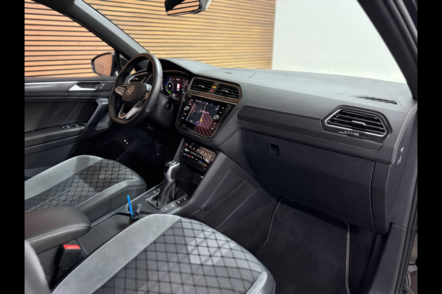 Volkswagen Tiguan 1.4 TSI eHybrid R-Line Business+ | Blackpack | Elek. Trekhaak | Matrix LED | Navigatie | 19' inch