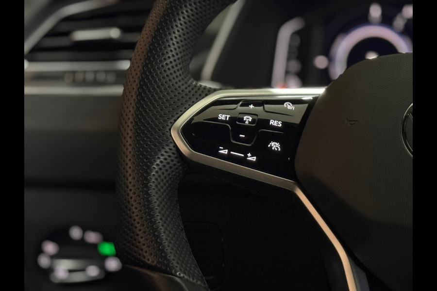 Volkswagen Tiguan 1.4 TSI eHybrid R-Line Business+ | Blackpack | Elek. Trekhaak | Matrix LED | Navigatie | 19' inch