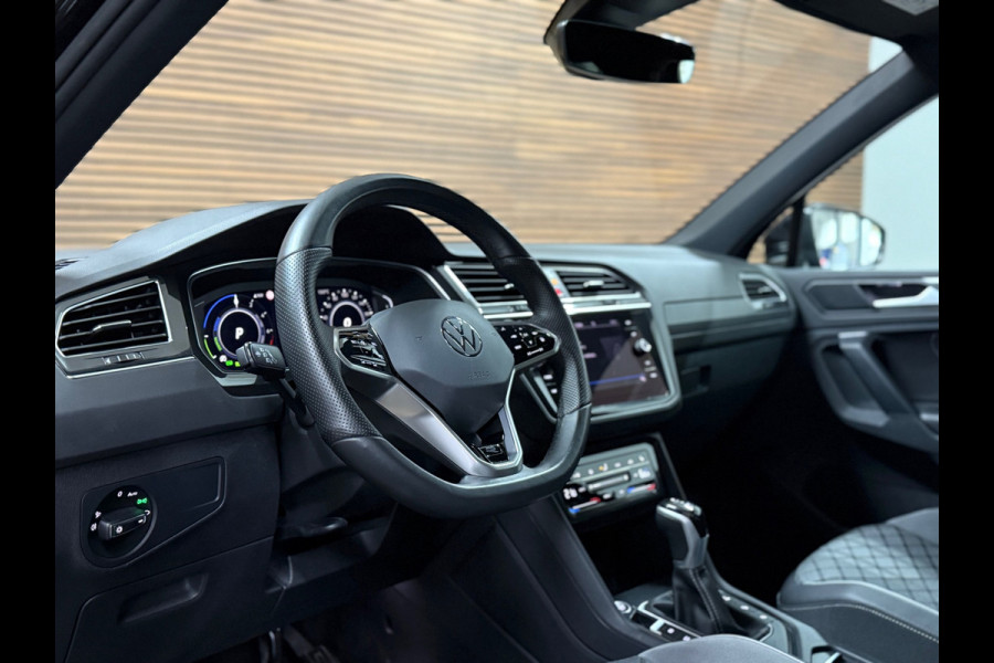 Volkswagen Tiguan 1.4 TSI eHybrid R-Line Business+ | Blackpack | Elek. Trekhaak | Matrix LED | Navigatie | 19' inch