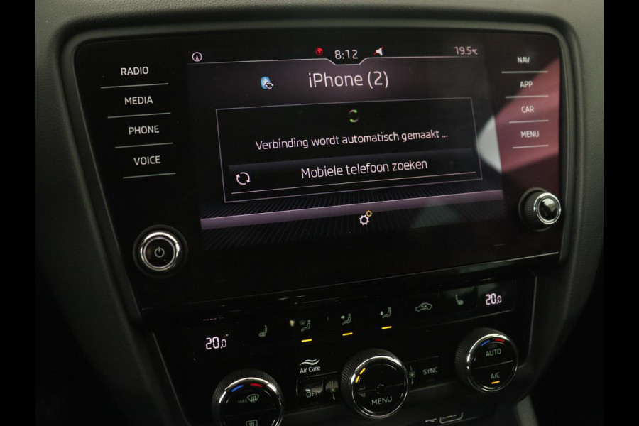 Škoda Octavia 1.6 TDI Greentech Clever Edition | Automaat | Carplay | Stoelverwarming | Navigatie | Cruise control | Climate control | Half leder