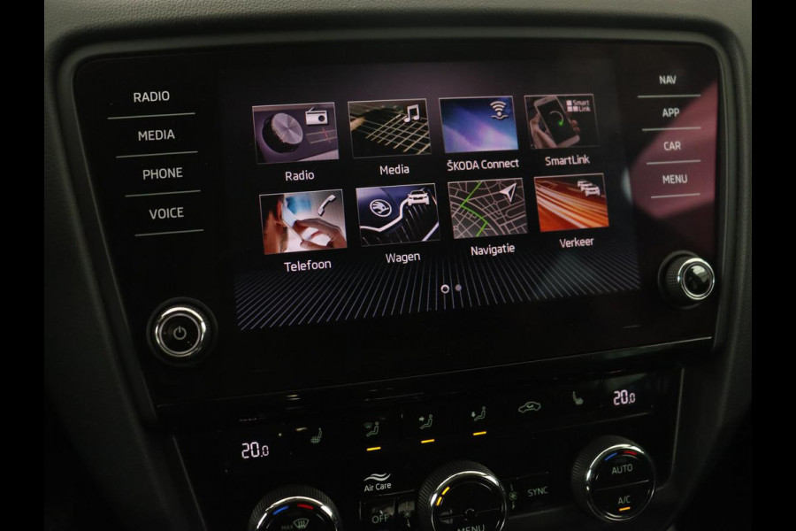 Škoda Octavia 1.6 TDI Greentech Clever Edition | Automaat | Carplay | Stoelverwarming | Navigatie | Cruise control | Climate control | Half leder