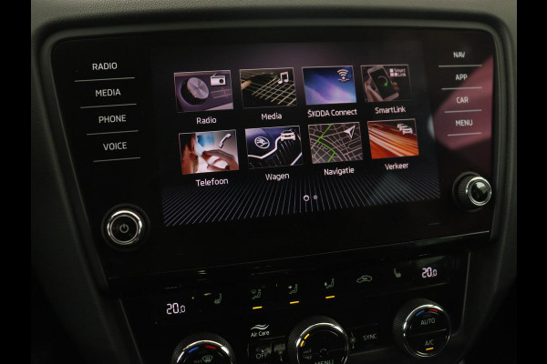 Škoda Octavia 1.6 TDI Greentech Clever Edition | Automaat | Carplay | Stoelverwarming | Navigatie | Cruise control | Climate control | Half leder