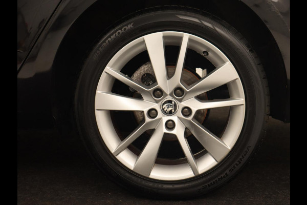 Škoda Octavia 1.6 TDI Greentech Clever Edition | Automaat | Carplay | Stoelverwarming | Navigatie | Cruise control | Climate control | Half leder