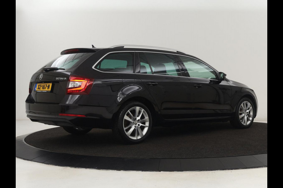 Škoda Octavia 1.6 TDI Greentech Clever Edition | Automaat | Carplay | Stoelverwarming | Navigatie | Cruise control | Climate control | Half leder