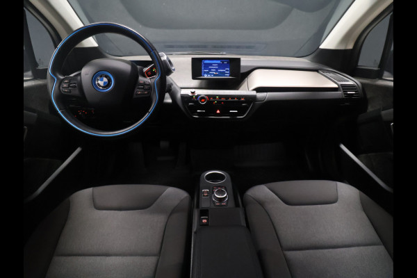 BMW i3 S 94Ah 33 kWh [PDC ACHTER, LEDVERLICHTING, BLUETOOTH, CRUISE, CLIMATE, NAVIGATIE, NIEUWSTAAT]