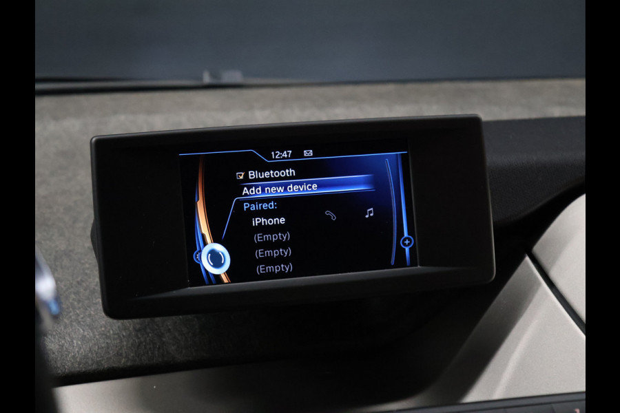 BMW i3 S 94Ah 33 kWh [PDC ACHTER, LEDVERLICHTING, BLUETOOTH, CRUISE, CLIMATE, NAVIGATIE, NIEUWSTAAT]