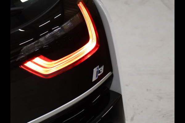 BMW i3 S 94Ah 33 kWh [PDC ACHTER, LEDVERLICHTING, BLUETOOTH, CRUISE, CLIMATE, NAVIGATIE, NIEUWSTAAT]