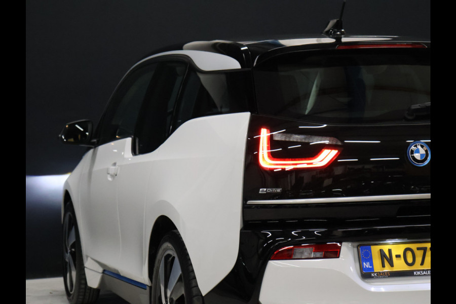 BMW i3 S 94Ah 33 kWh [PDC ACHTER, LEDVERLICHTING, BLUETOOTH, CRUISE, CLIMATE, NAVIGATIE, NIEUWSTAAT]