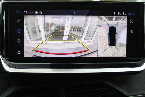 Peugeot 208 GT 1.2 Hybrid 145PK e-DCS6 | NAVIGATIE | DRAADLOZE APPLE CARPLAY/ANDROID AUTO | CAMERA VOOR + ACHTER | FULL LED KOPLAMPEN | LICHTMETALEN VELGEN 17" | DODEHOEK DETECTIE | DRAADLOZE TELEFOONLADER | KEYLESS ENTRY/START | DAB+ RADIO | ADAPTIVE CRUISE CONTROL |