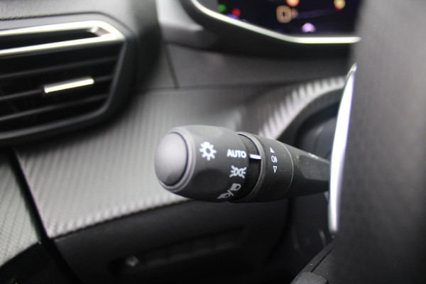 Peugeot 208 GT 1.2 Hybrid 145PK e-DCS6 | NAVIGATIE | DRAADLOZE APPLE CARPLAY/ANDROID AUTO | CAMERA VOOR + ACHTER | FULL LED KOPLAMPEN | LICHTMETALEN VELGEN 17" | DODEHOEK DETECTIE | DRAADLOZE TELEFOONLADER | KEYLESS ENTRY/START | DAB+ RADIO | ADAPTIVE CRUISE CONTROL |
